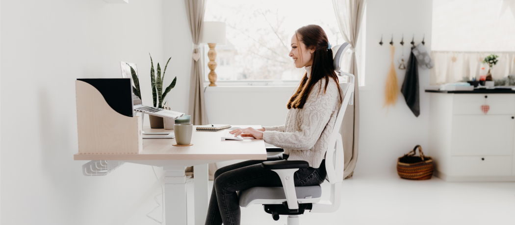 Irodai szék - ergonomikus, kényelmes, fehér.